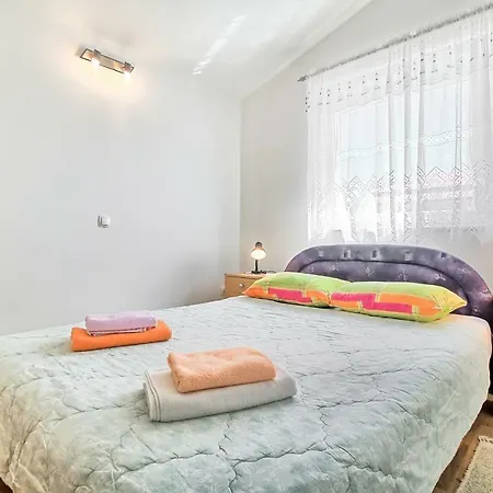 Lara Apartman